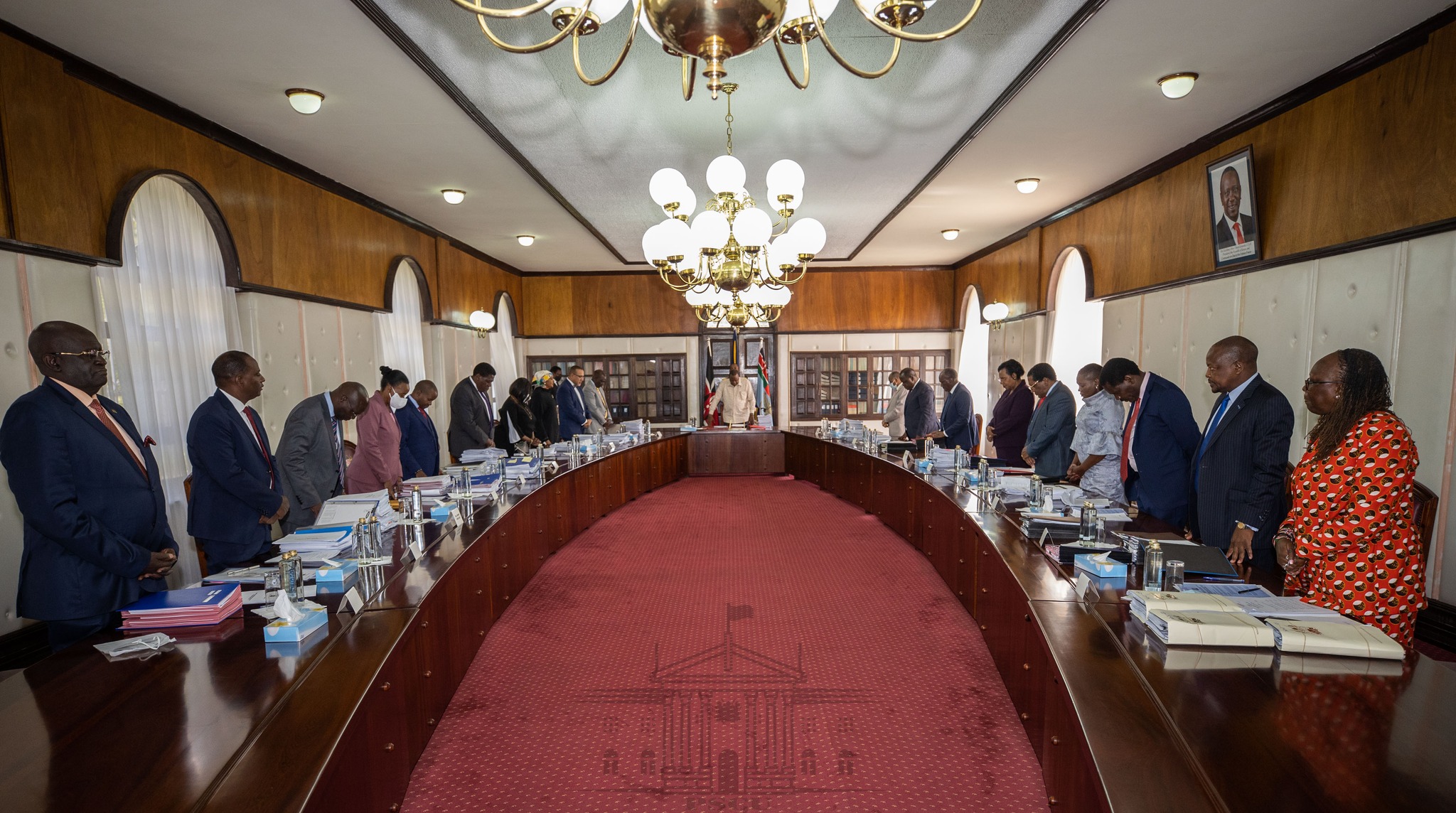 President Kenyatta chairs first full Cabinet meeting in over a year