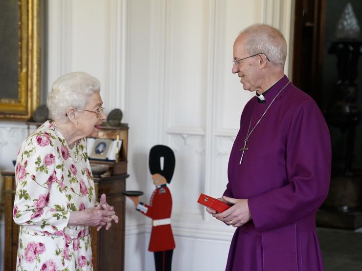 Queen speaks of 'great need for God' in letter to Lambeth bishops
