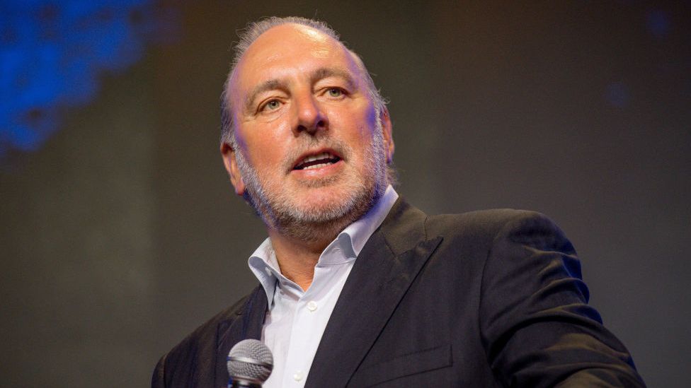 ‘I didn’t resign because of my mistakes,’ says former Hillsong pastor Brian Houston in video